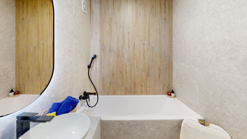 109064-Pod-hajom-copy-Bathroom.jpg