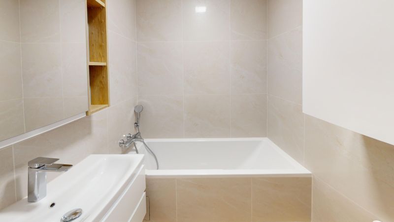 5-SNP-Bathroom.jpg