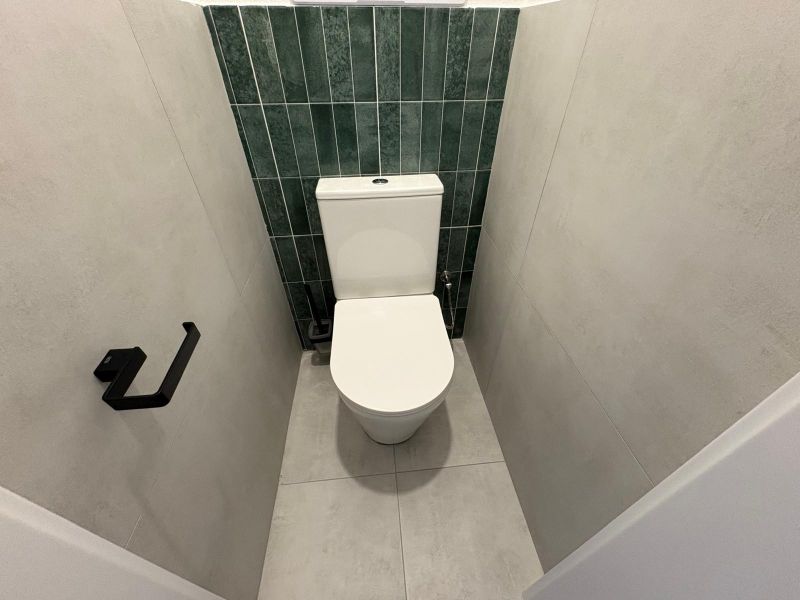 wc.jpg