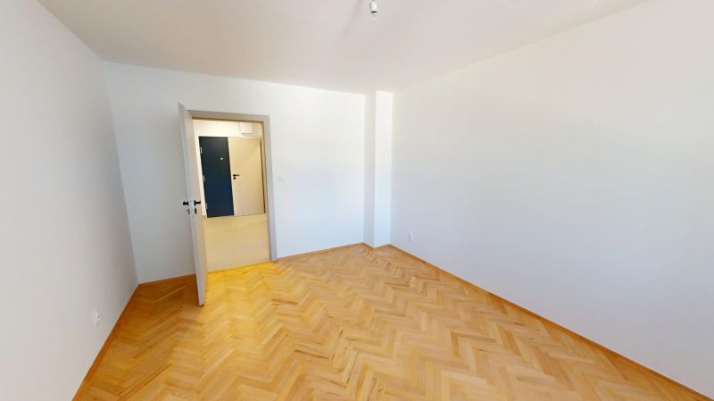 2-room-Centrum-I-5112619-3p-DnV-final-07012025_160220.jpg