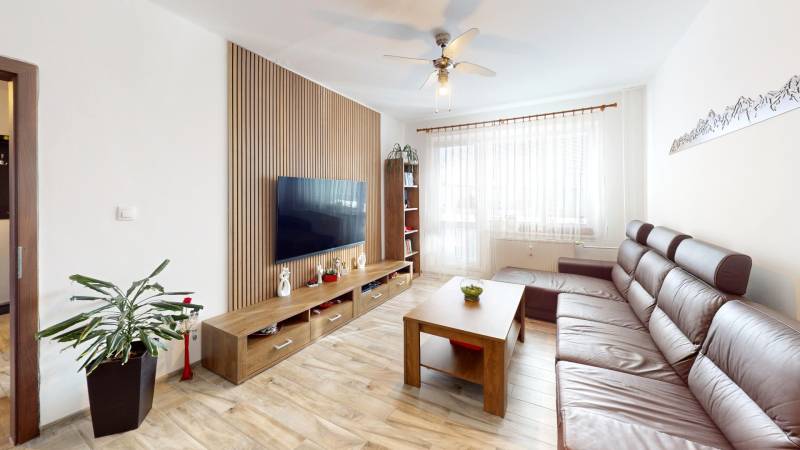 20-Centrum-II-Living-Room.jpg